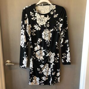XL Velvet Torch Long Sleeve Dress